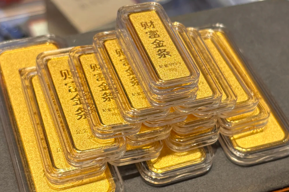 北京黄金回收免费上门：双秤复核 + 全程录像+光谱检测 + 克价实时对标，客户放心卖金
