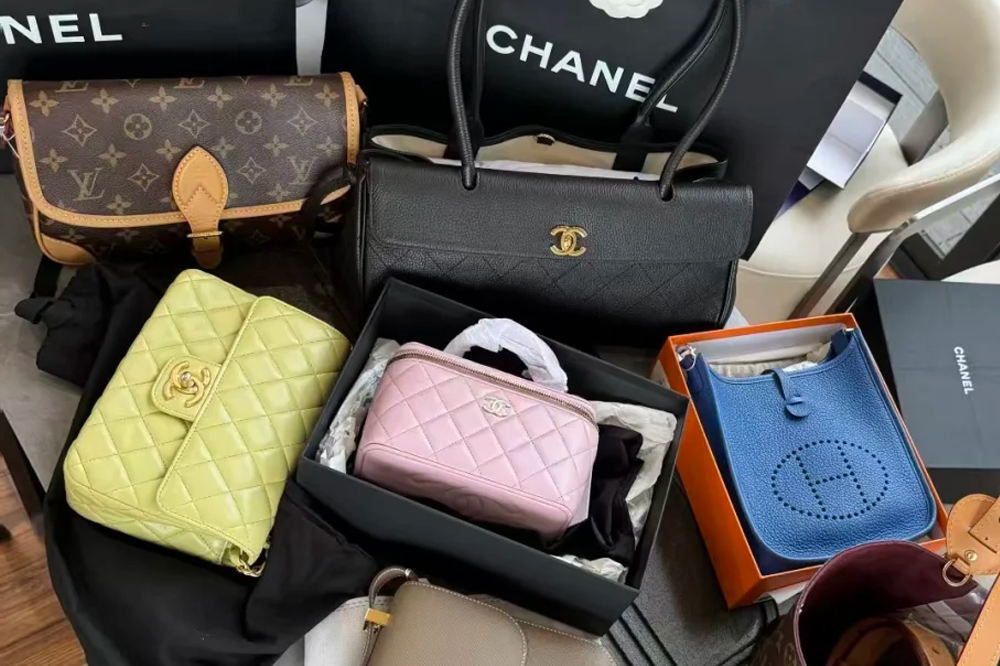 上海名包回收别急着出手！二手奢侈品定价“潜规则”大起底：成色、附件、公价、行情全是戏，教你避开90%的坑，少亏几千不是梦